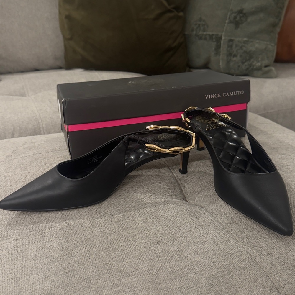 BRAND NEW IN BOX! Vince Camuto Black Women's Heels 7.5